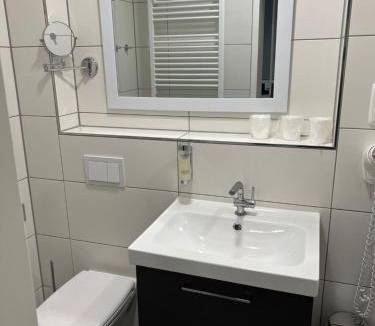 Friedensweiler Hotel | Garni Hotel Eastside