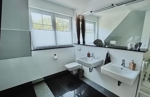 Oststeinbek Apartment | GastHaus 5-zimmer