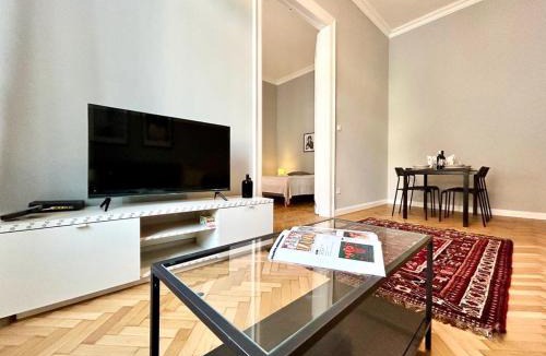 Szentimrevaros Apartment | Gellert Danube Panorama Apartment
