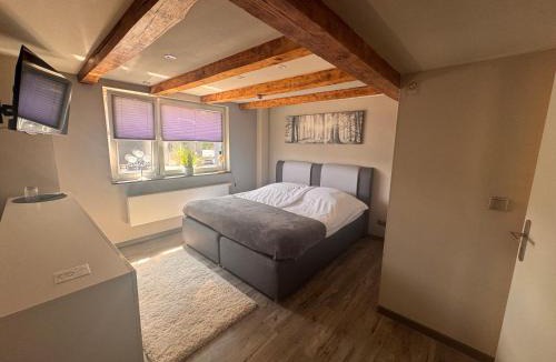 Altenhausen House | gemütliches Zimmer mit eigenem Bad und separatem Eingangstor