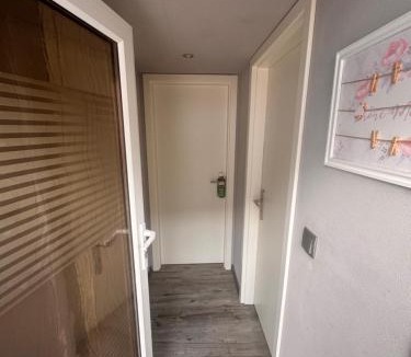 Altenhausen House | gemütliches Zimmer mit eigenem Bad und separatem Eingangstor