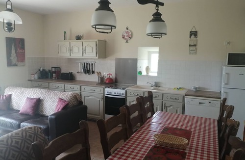 Saint-Justin Cottage | Gite 1 Logis Gascons Is A 3 Bedroom Gite Set In The Beutifull Gers Countryside