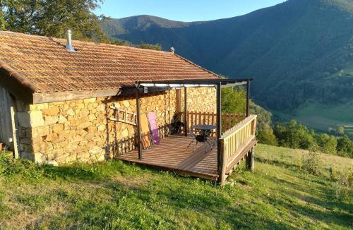 Riverenert Ski Chalet | Gite du pic vert