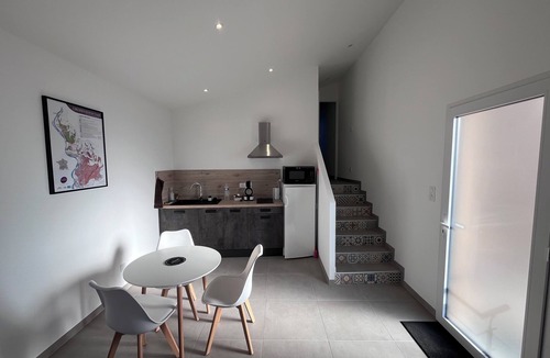 Chanos-Curson Apartment | Gîte in the heart of the vineyards
