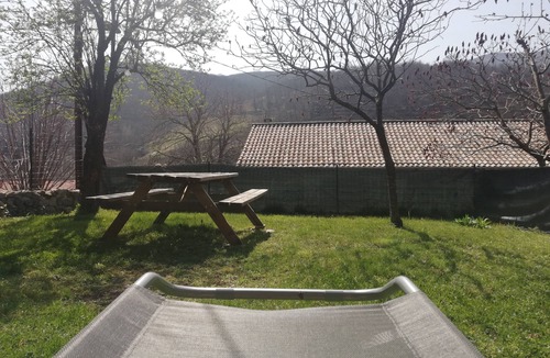 Burzet House | Gite L'outaou du château, dreamlike silence in the heart of the village