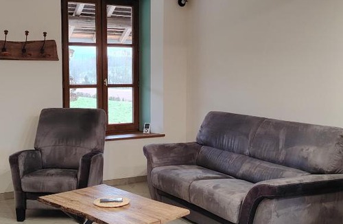 Lhuis House | Gite Les Platanes