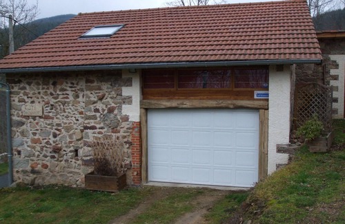Saint-Rirand Cottage | Gite of Benoits Old barn