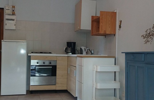 Arles Cottage | Gîte with shared pool in CAMARGUE
