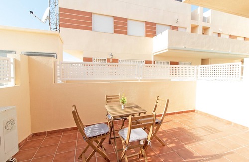Canet de Berenguer Apartment | Global Properties: Practical flat with swimming pool in Canet Beach