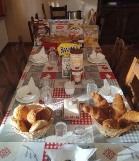 Chatillon-en-Michaille House | Goutanou chambre 3