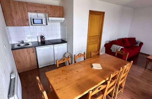 Germ Apartment | Grand appt 8 pers PEYRA'GOOD Mountain view 2 balconies Bed linen/towels/wifi included