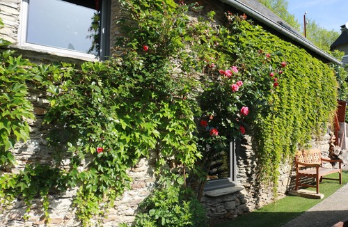 Cadeilhan-Trachere House | Great Pyrenees typical barn furnished with all modern comforts