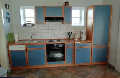 Fedderswarf Apartment | Große Warf mit Rasenfläche
