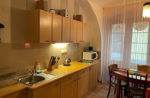 Hradcany Apartment | Ground floor Mala Strana apartment near Charles Bridge