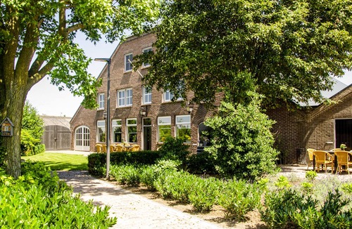 Haghorst House | Group accommodation 32 pers, near Efteling and Beekse Bergen