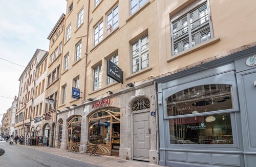 Les Cordeliers Apartment | GuestReady - Modern Studio in The Heart of La Presqu'île