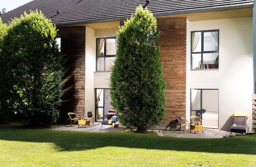 Courlans Hotel | Hôtel Auberge de Chavannes