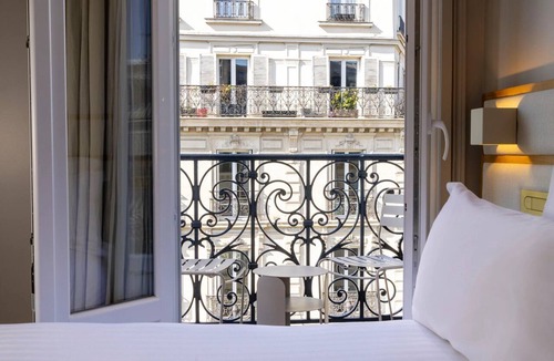 9th Arrondissement Hotel | Hôtel Beige
