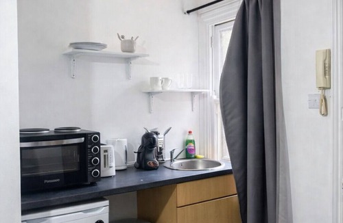 Ravenscourt Park Apartment | Hammersmith Stayz