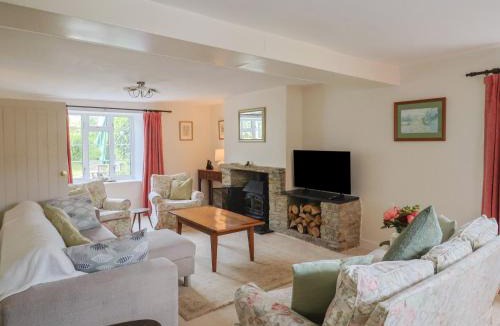 Pulham House | Harbins Farm