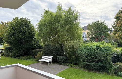 Doese Apartment | Haus Jenina - Directly on the dyke, modern vacation apartment for up to 6 people