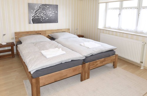 Lenzen House | Haus Löcknitz - Vacation Home in Lenzen (Elbe)