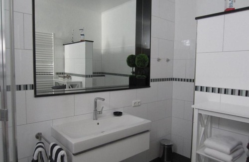 Alt-Travemunde/Ronnau Apartment | Haus Passat