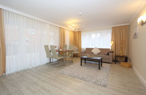 Westerland Apartment | Haus Sarah 2 is located directly on the beach in the heart of Westerland. The beach crossing to Westerland's central beach is about 200 meters away. The house has 8 modern and comfortably furnished vacation apartments for.