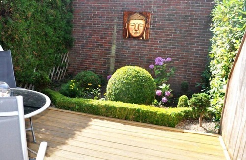 Dangast House | Haus Störtebeker: 3 minutes from the beach, sheltered south-facing terrace, central