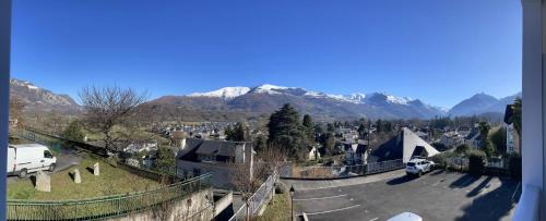 Argeles Gazost Apartment | Hautacam Condor - Balcon vue montagne