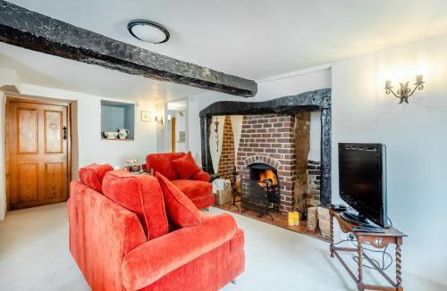 Holworth House | Hazel Cottage