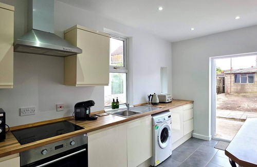 Gabalfa House | Heathfield by Switchback Stays