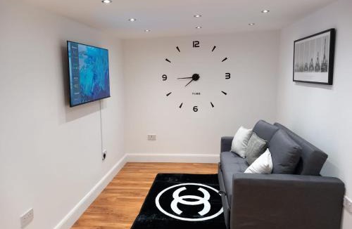 Erith Apartment | Heronsgate GH013