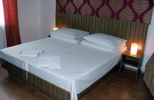 Istvanmezo Hotel | Hid Hotel