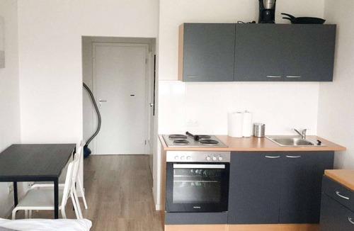 Wolfen Apartment | HÖ01 large apartment with dryer and washing machine