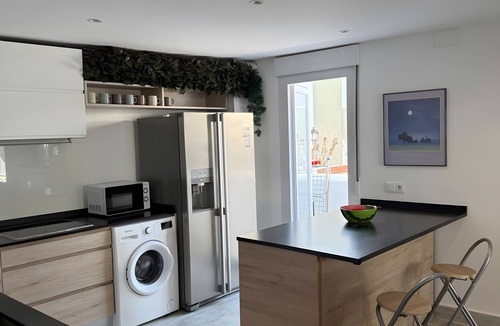 Punta Umbria House | Holiday Home 'Casa Alhamar' with Private Pool, Wi-Fi and Air Conditioning