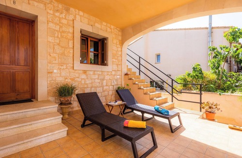 Cala Llombards House | Holiday Home 'Es Domingos' with Private Terrace, Wi-Fi and Air Conditioning