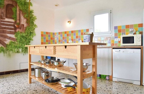 Talairan House | Holiday Home Talairan with Pool and BBQ