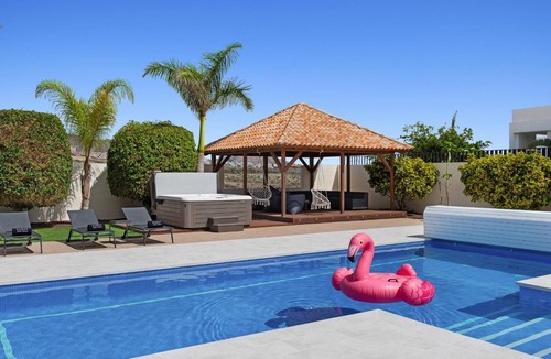 Costa Adeje Villa | Holiday Villa 'Karat Luso' with Sea View, Wi-Fi and Air Conditioning
