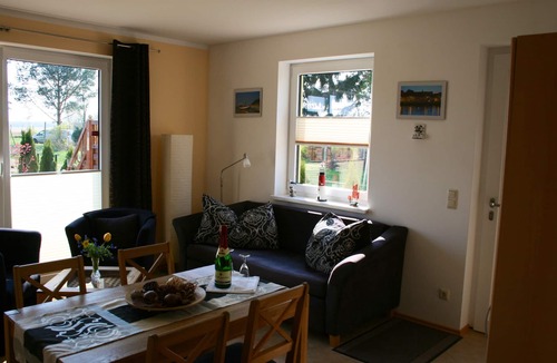 Sauzin Apartment | Holidays directly on the water with great additional services