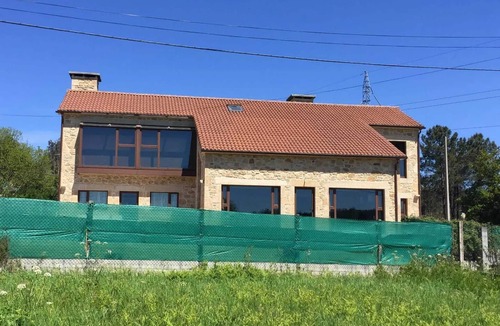 Santiago de Compostela House | Homerez - House in Roxos with pool.