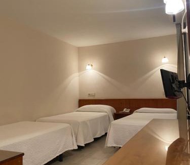 Pobles del Sud House | Hostal Blayet