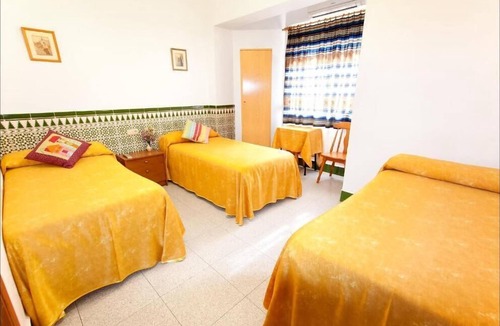 Almeria Hostel | Hostal Estación Almeria