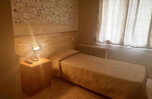 Mataro House | Hostal Isla Cristina Mataro