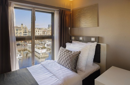 Red Light District Hotel | Hotel CC