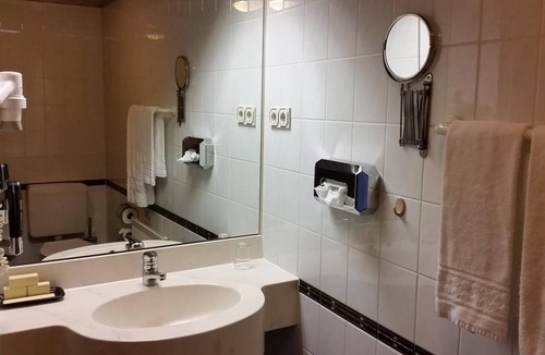 Eppelborn Hotel | Hotel Eppelborner Hof