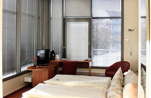 Itzehoe Hotel | Hotel Mercator Itzehoe-Klosterforst