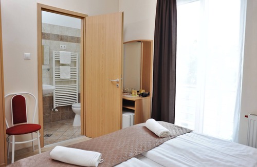 Orszagut Hotel | Hotel Papillon