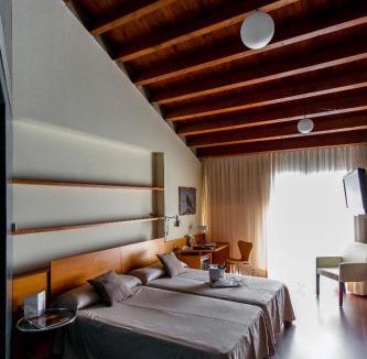Torrejon El Rubio Hotel | Hotel Parque de Monfragüe