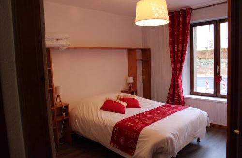 Basse-sur-le-Rupt Hotel | Hotel Restaurant Du Haut Du Roc